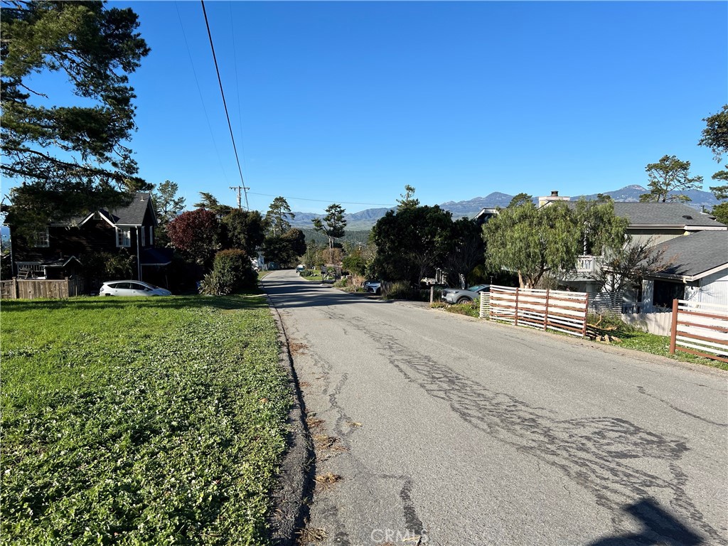 1815 Stuart St, Cambria, CA 93428
