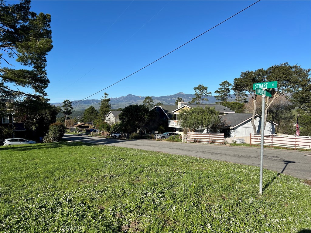 1815 Stuart St, Cambria, CA 93428