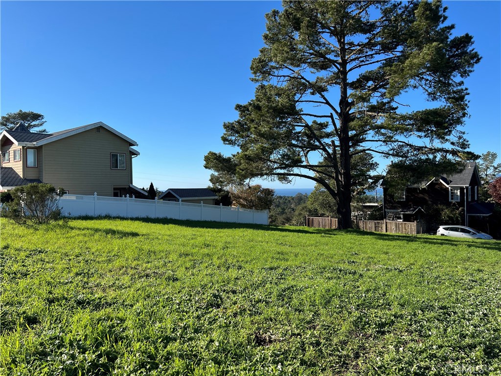 1815 Stuart St, Cambria, CA 93428