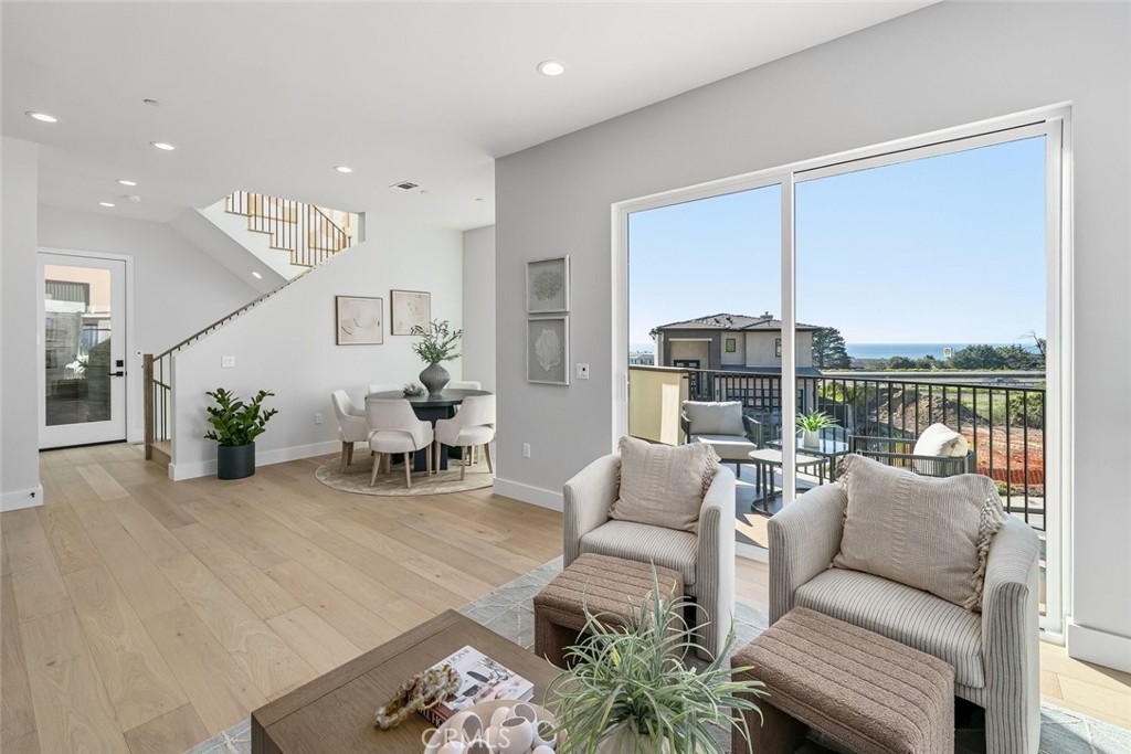 2736 Barcelona Street, Pismo Beach, CA 93449