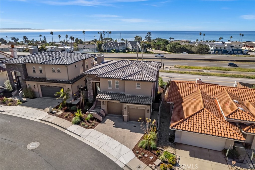 2733 Barcelona Street, Pismo Beach, CA 93449