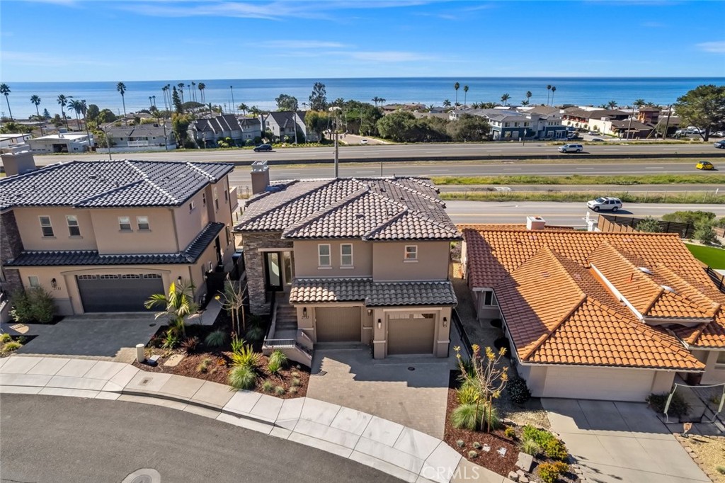 2733 Barcelona Street, Pismo Beach, CA 93449