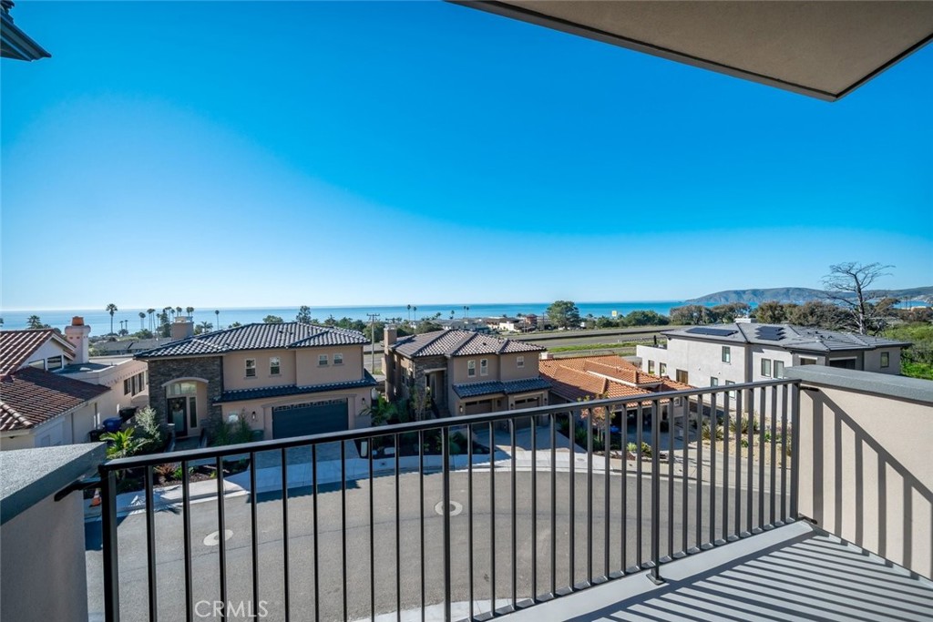 2732 Barcelona Street, Pismo Beach, CA 93449