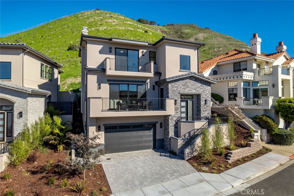 2732 Barcelona Street, Pismo Beach, CA 93449