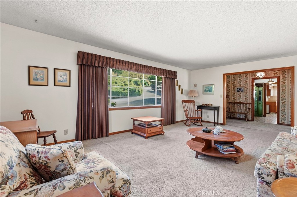 2021 Skylark, San Luis Obispo, CA 93401