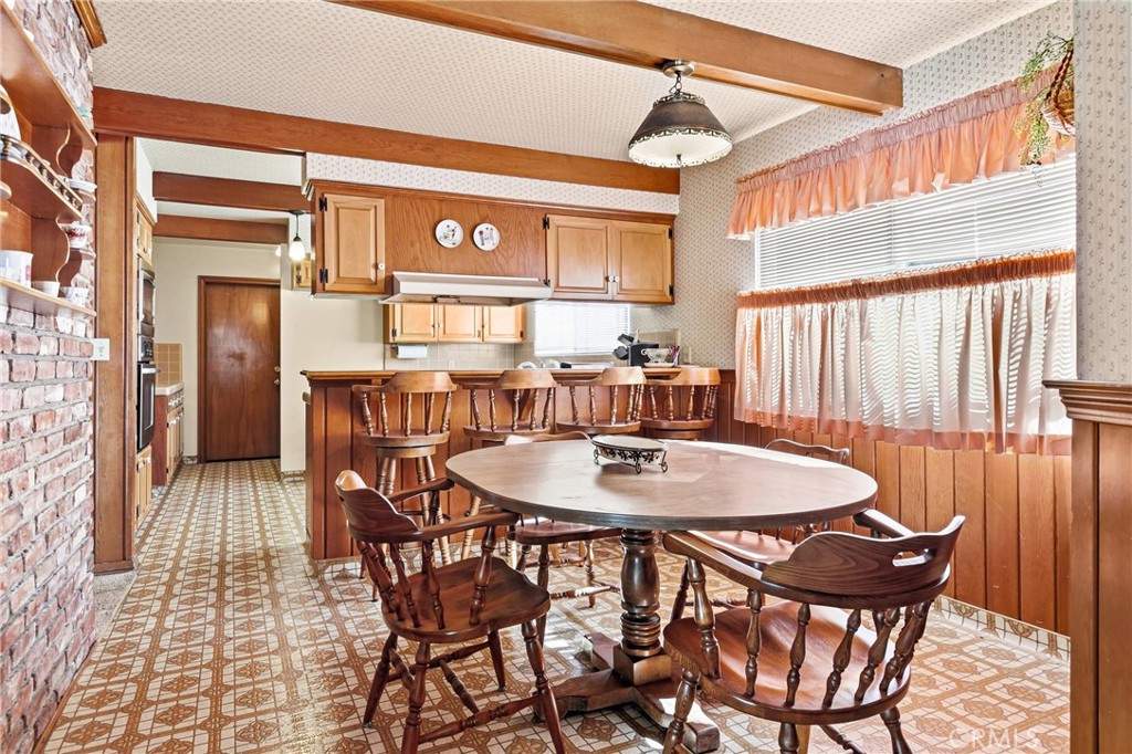 2021 Skylark, San Luis Obispo, CA 93401