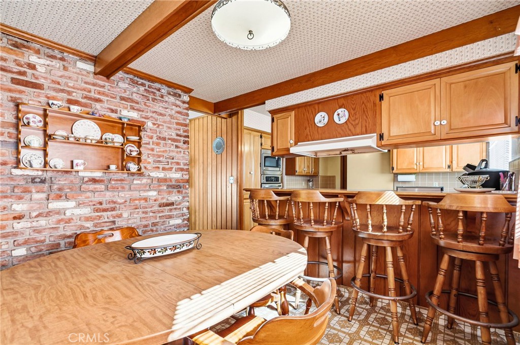 2021 Skylark, San Luis Obispo, CA 93401