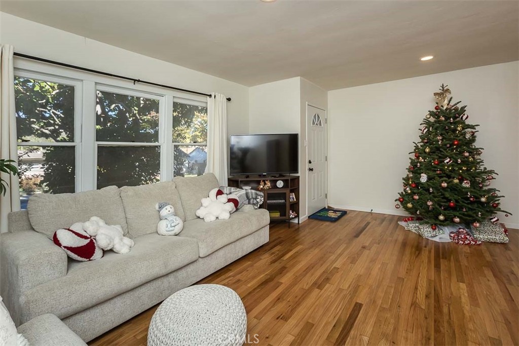 351 Ramona, San Luis Obispo, CA 93405