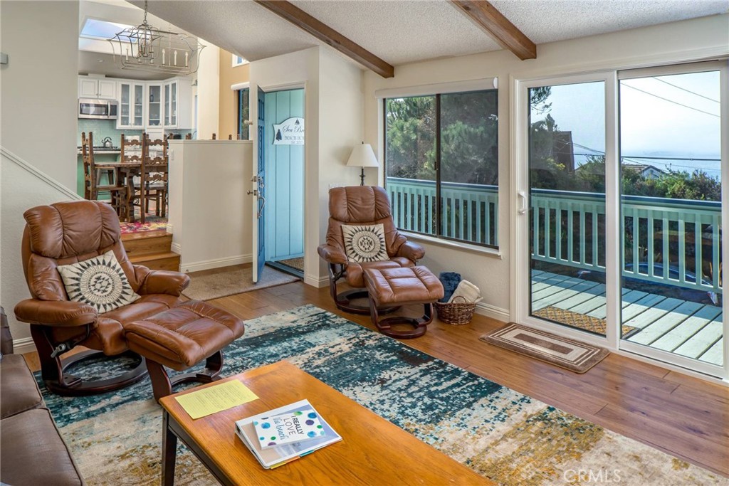 5198 Whitehall Ave, Cambria, CA 93428