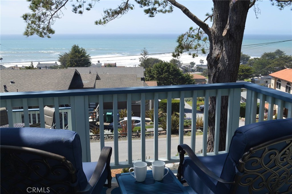 5198 Whitehall Ave, Cambria, CA 93428