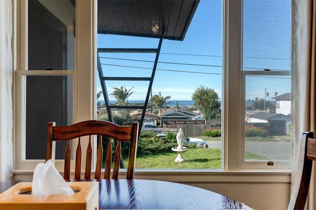 2270 Ironwood Ave, Morro Bay, CA 93442