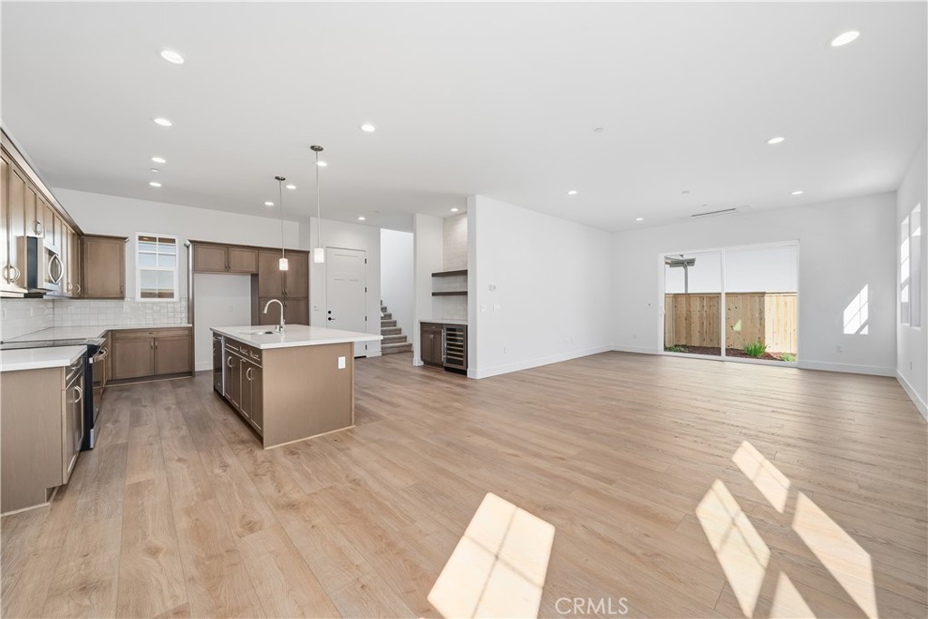 211 Foxtrot Ct, San Luis Obispo, CA 93401