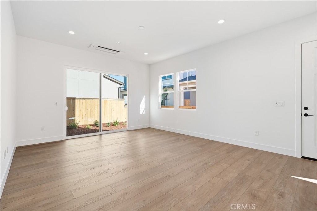 211 Foxtrot Ct, San Luis Obispo, CA 93401