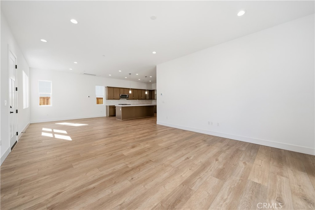 211 Foxtrot Ct, San Luis Obispo, CA 93401