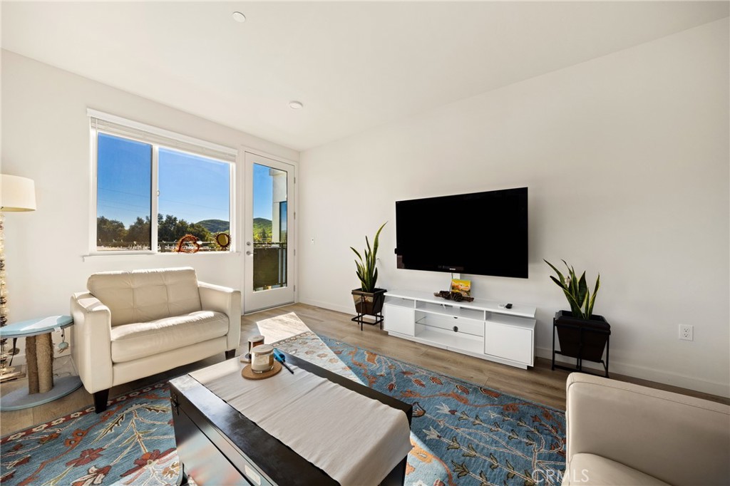 2475 Victoria, San Luis Obispo, CA 93401