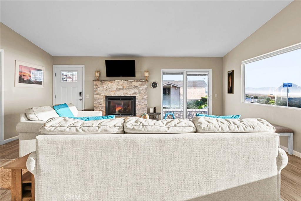 3302 Beachcomber Dr., Morro Bay, CA 93442