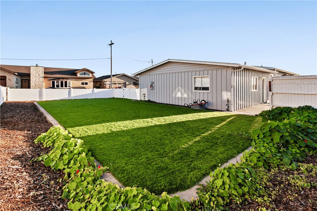 3302 Beachcomber Dr., Morro Bay, CA 93442