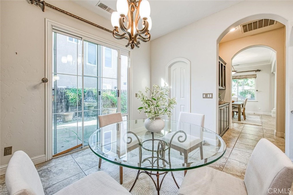 2824 E Omaha, Fresno, CA 93720