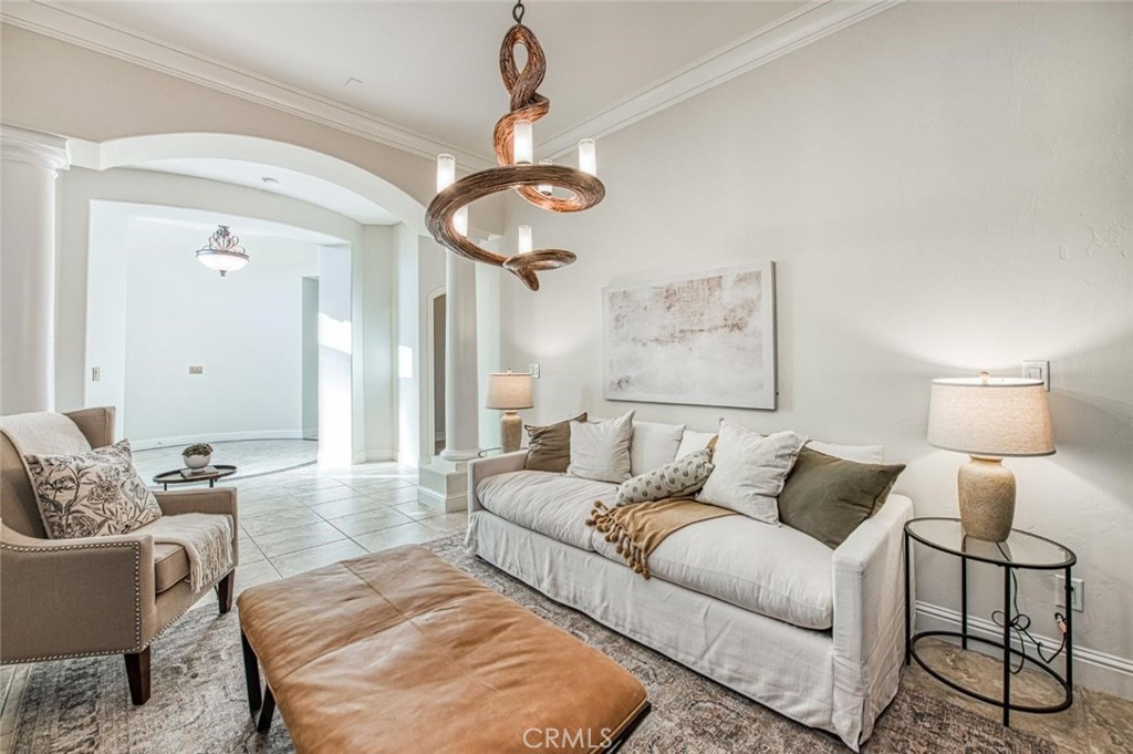 2824 E Omaha, Fresno, CA 93720