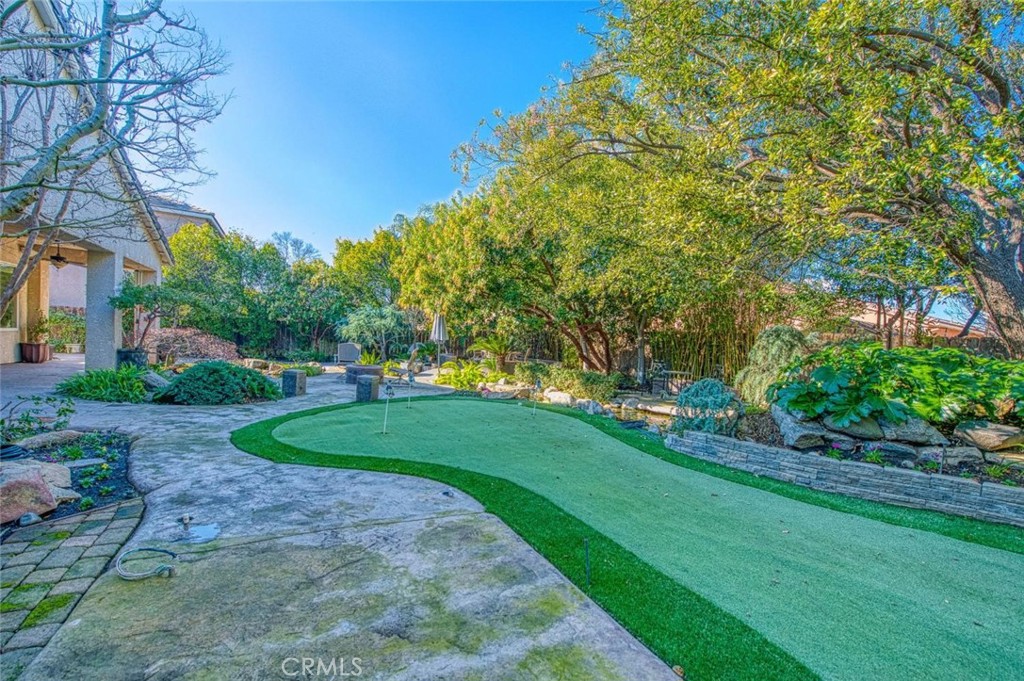 2824 E Omaha, Fresno, CA 93720