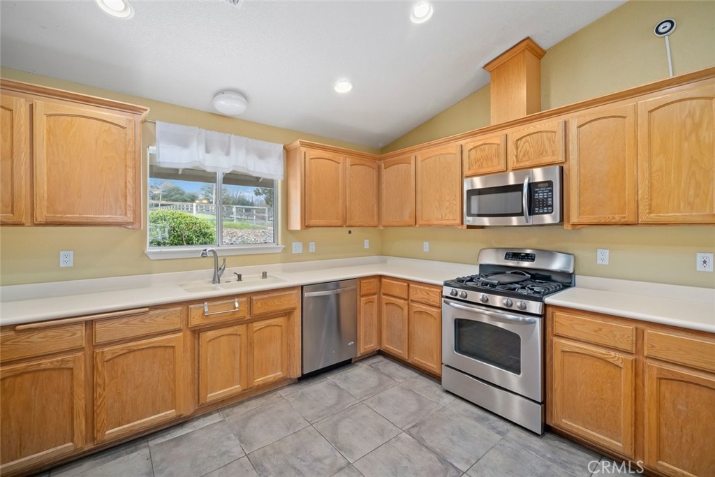 3735 Monterey Road, Atascadero, CA 93422