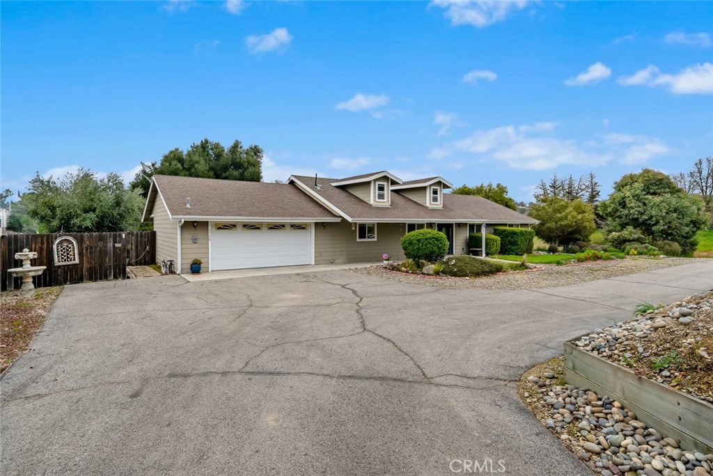 3735 Monterey Road, Atascadero, CA 93422