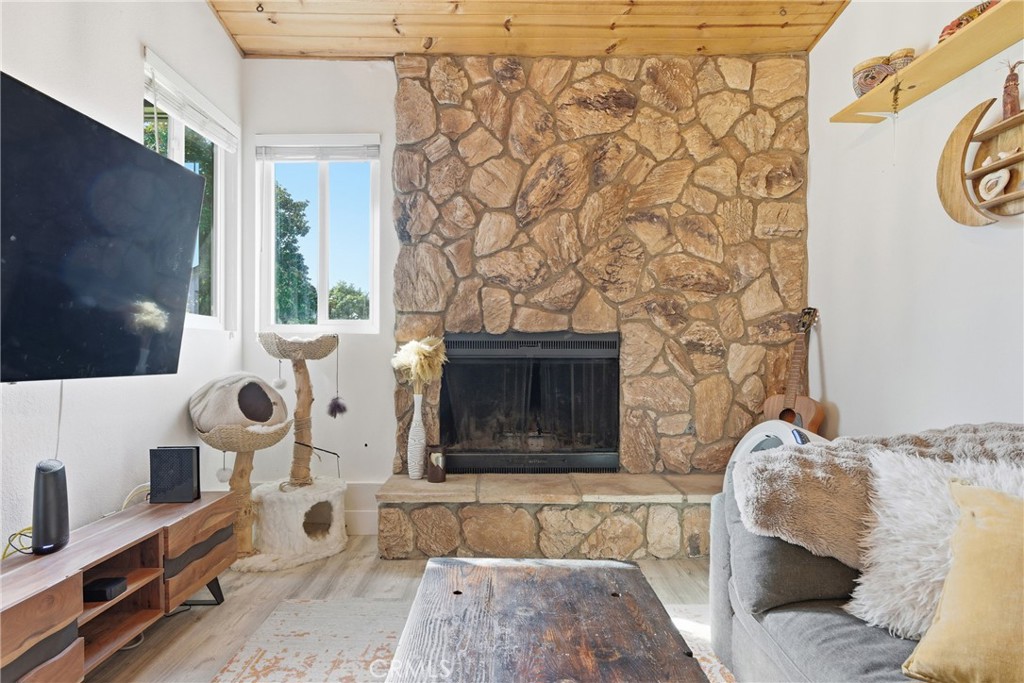 80 Mariposa Drive, San Luis Obispo, CA 93401