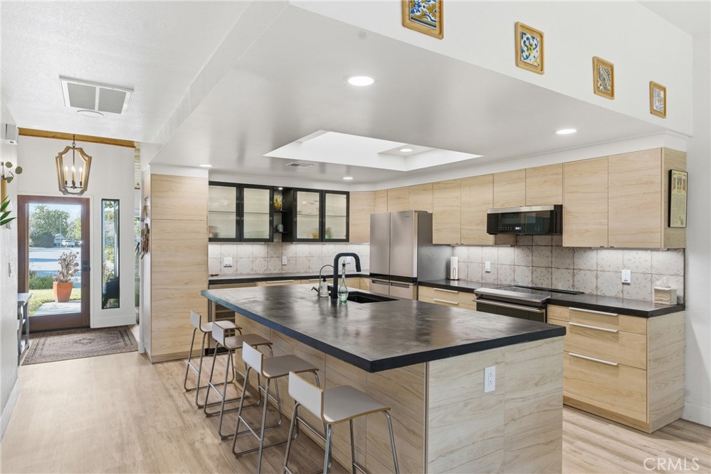 80 Mariposa Drive, San Luis Obispo, CA 93401