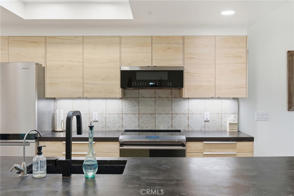 80 Mariposa Drive, San Luis Obispo, CA 93401