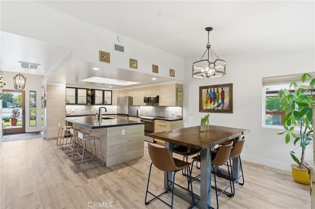 80 Mariposa Drive, San Luis Obispo, CA 93401