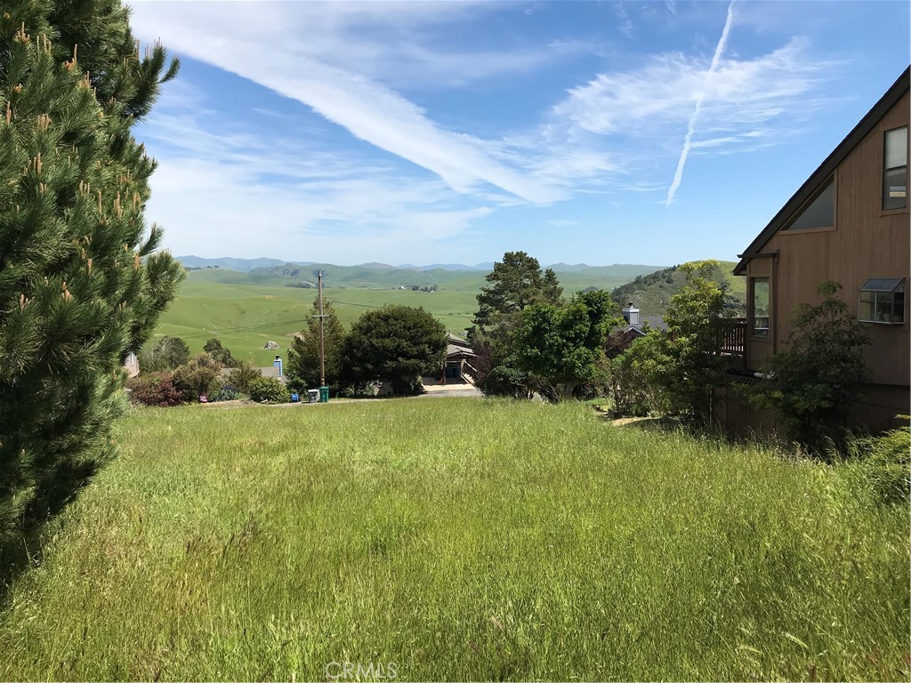 1739 Arliss Dr, Cambria, CA 93428