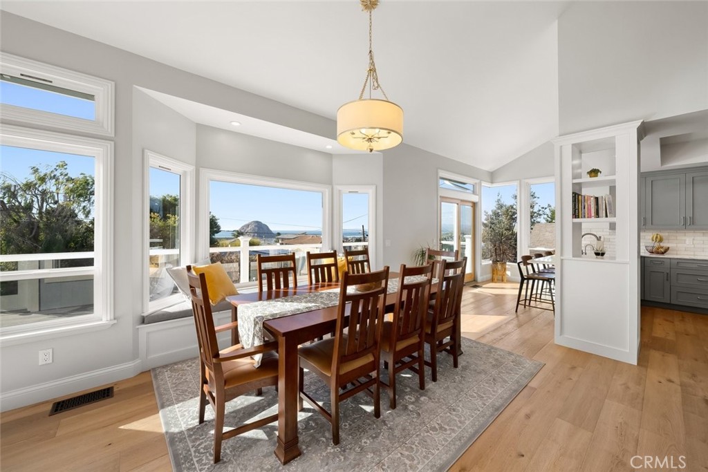 444 Kings Avenue, Morro Bay, CA 93442