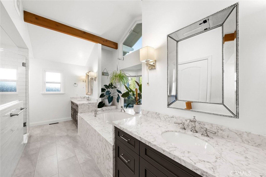 444 Kings Avenue, Morro Bay, CA 93442