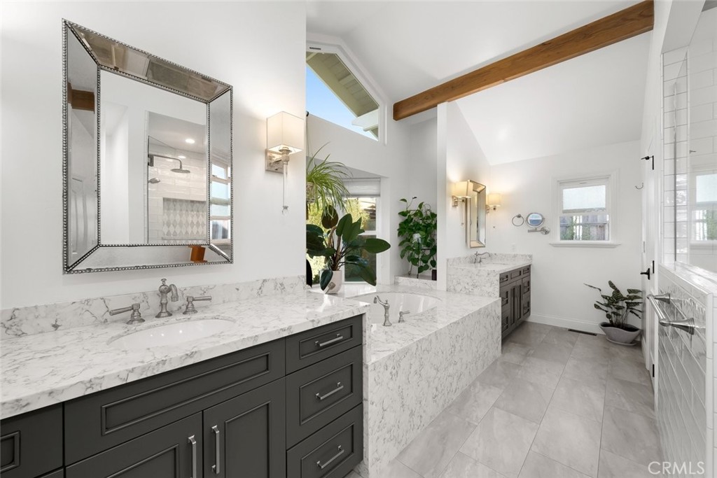 444 Kings Avenue, Morro Bay, CA 93442