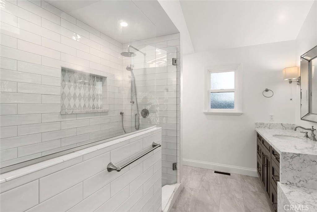 444 Kings Avenue, Morro Bay, CA 93442