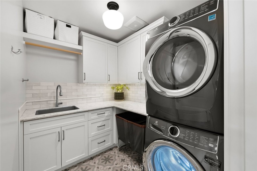 444 Kings Avenue, Morro Bay, CA 93442