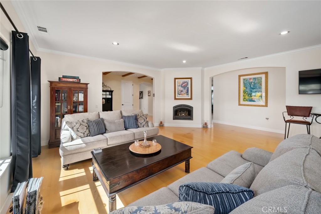 6172 Hawk Ridge Place, Paso Robles, CA 93446