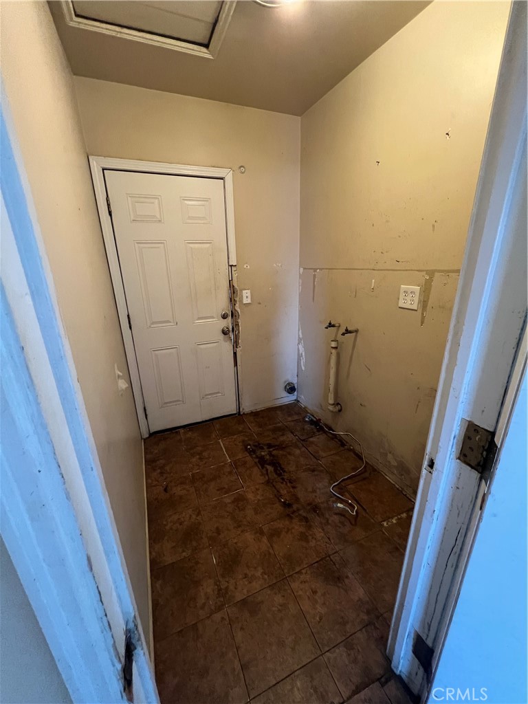 3326 W Henson, Riverdale, CA 93656