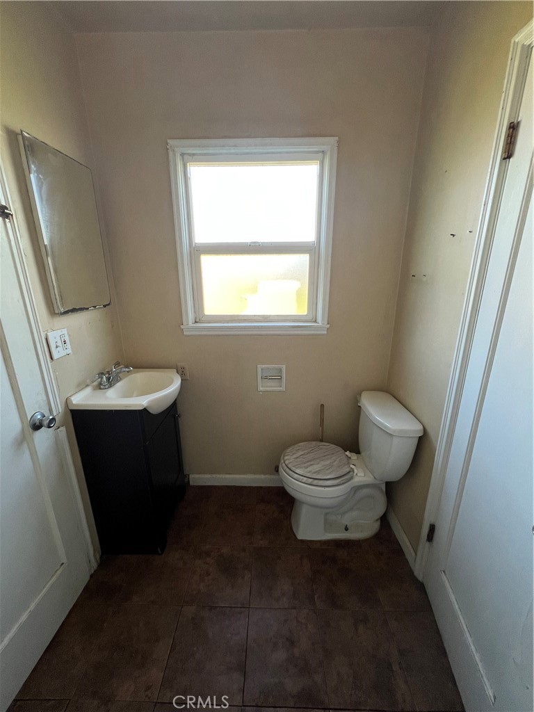 3326 W Henson, Riverdale, CA 93656