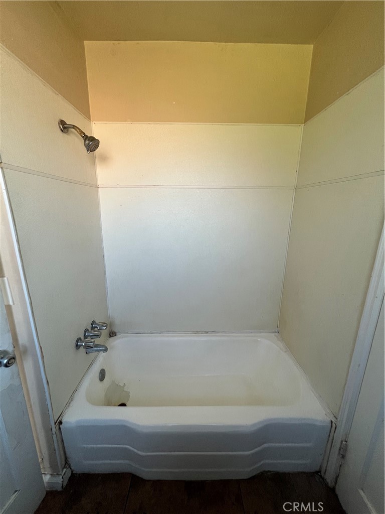 3326 W Henson, Riverdale, CA 93656