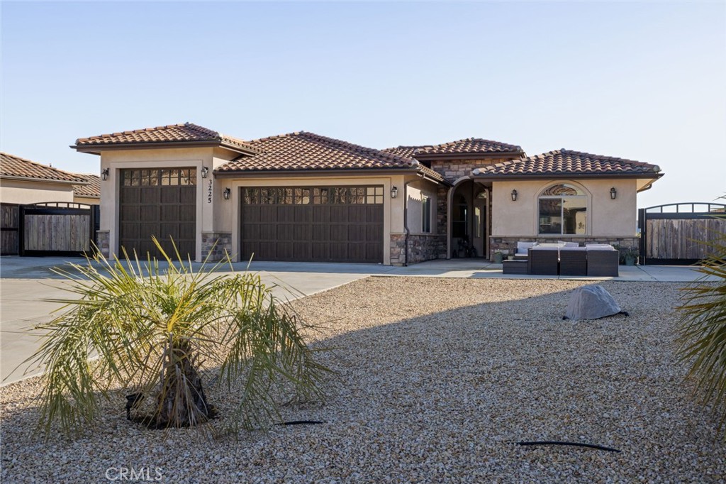 3225 Catalina Pl, Paso Robles, CA 93446