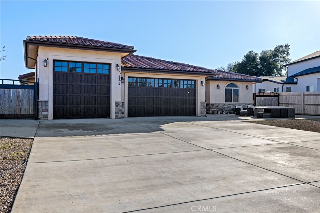3225 Catalina Pl, Paso Robles, CA 93446