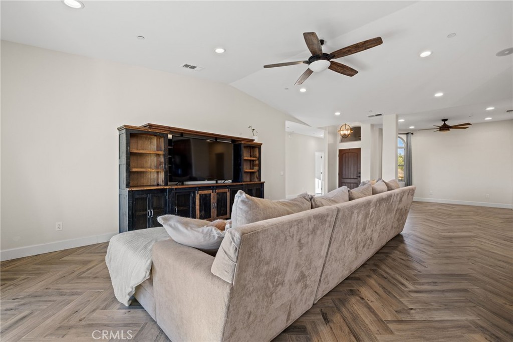 3225 Catalina Pl, Paso Robles, CA 93446