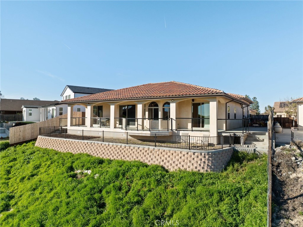 3225 Catalina Pl, Paso Robles, CA 93446