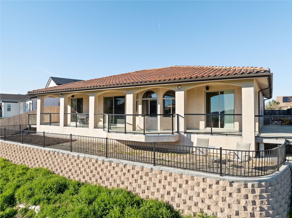 3225 Catalina Pl, Paso Robles, CA 93446