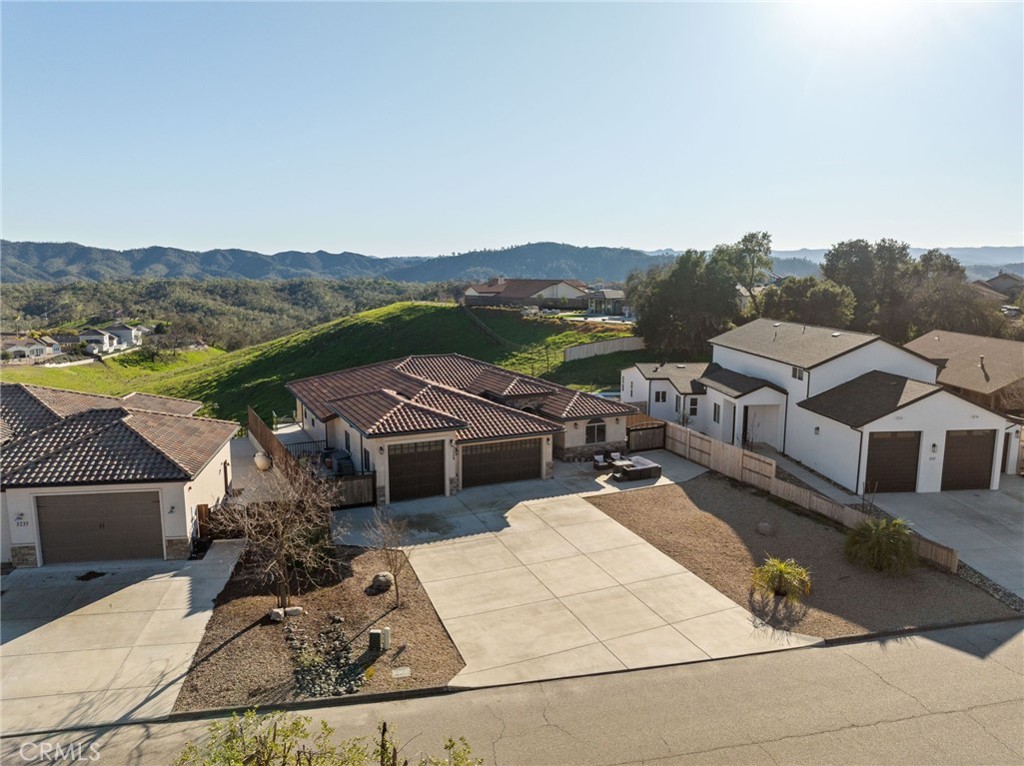 3225 Catalina Pl, Paso Robles, CA 93446