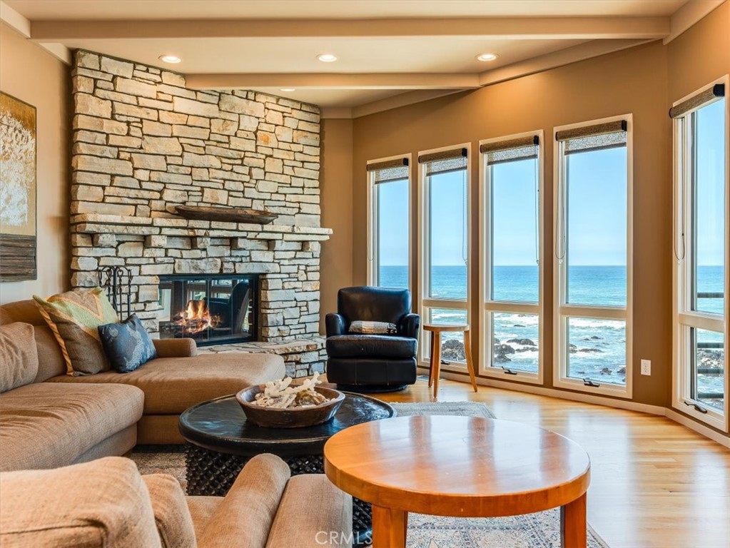 2585 Sherwood Dr, Cambria, CA 93428