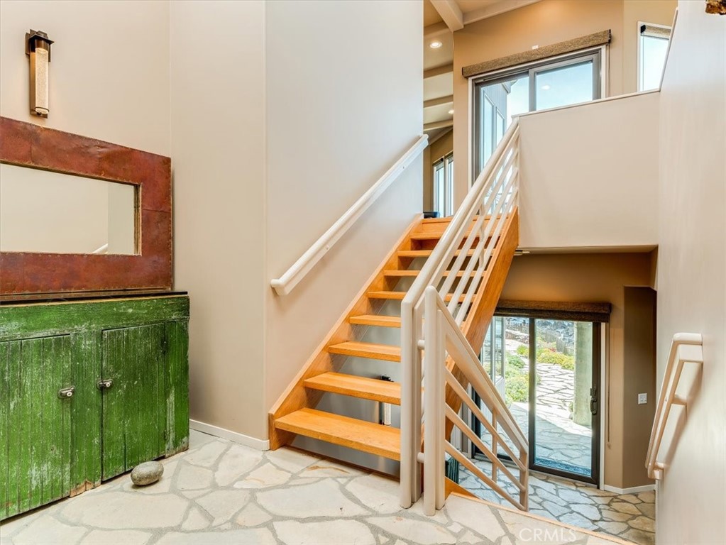 2585 Sherwood Dr, Cambria, CA 93428