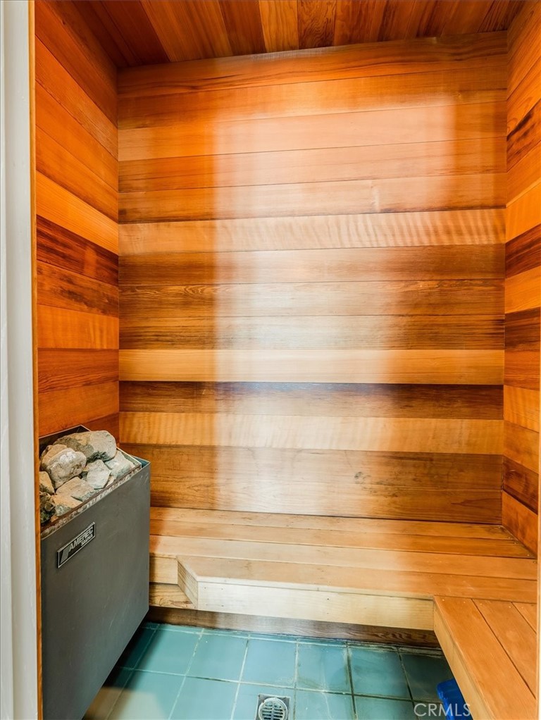 2585 Sherwood Dr, Cambria, CA 93428