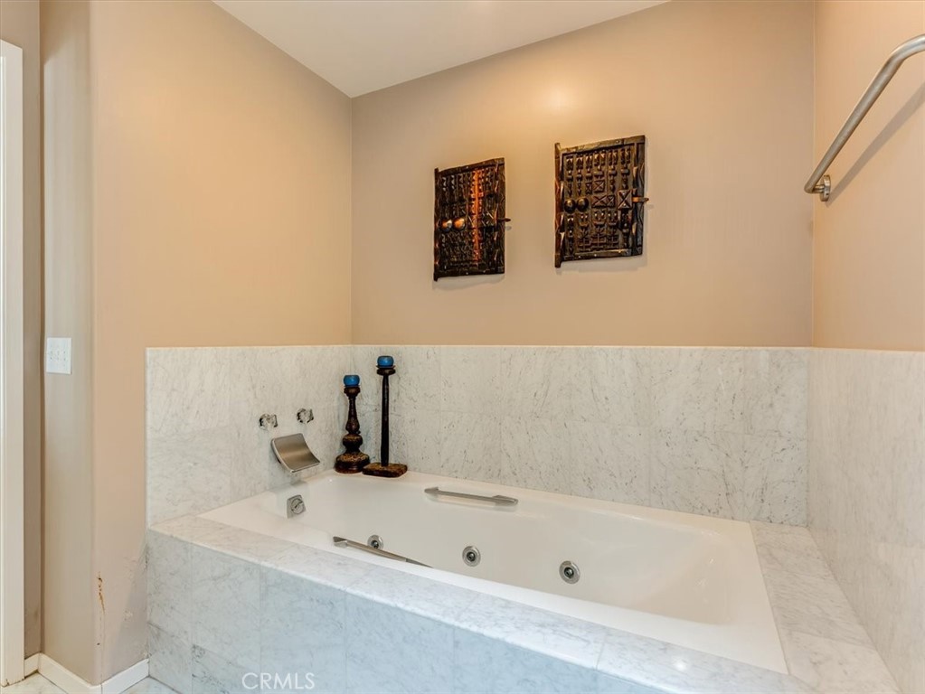 2585 Sherwood Dr, Cambria, CA 93428